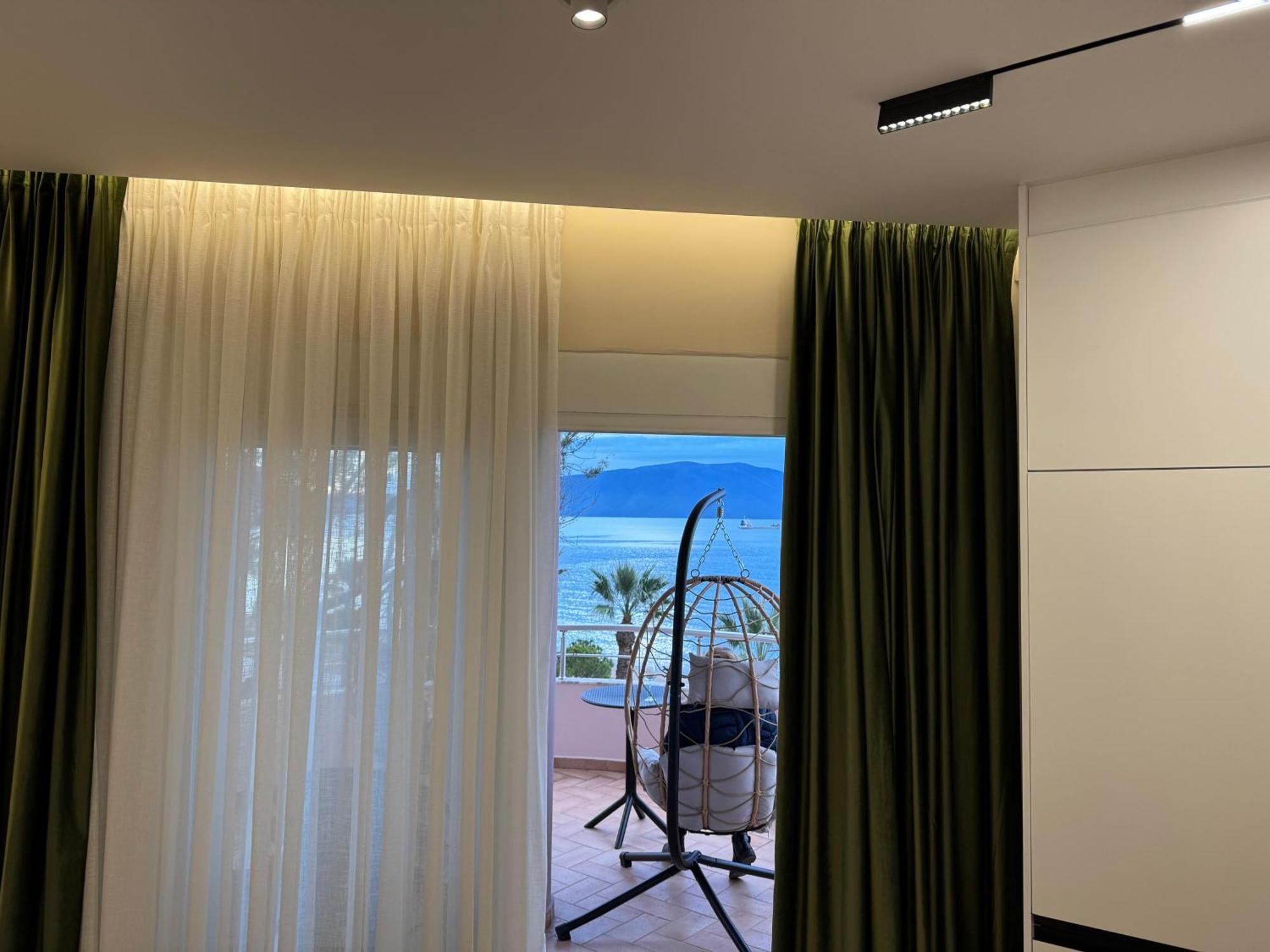Апартаменты Seaview Влёра